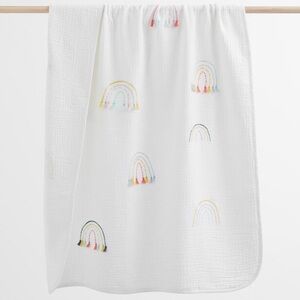 Pottery Barn Kids Sahara Aldrich Embroidered Baby Towel  White Cotton Nurse